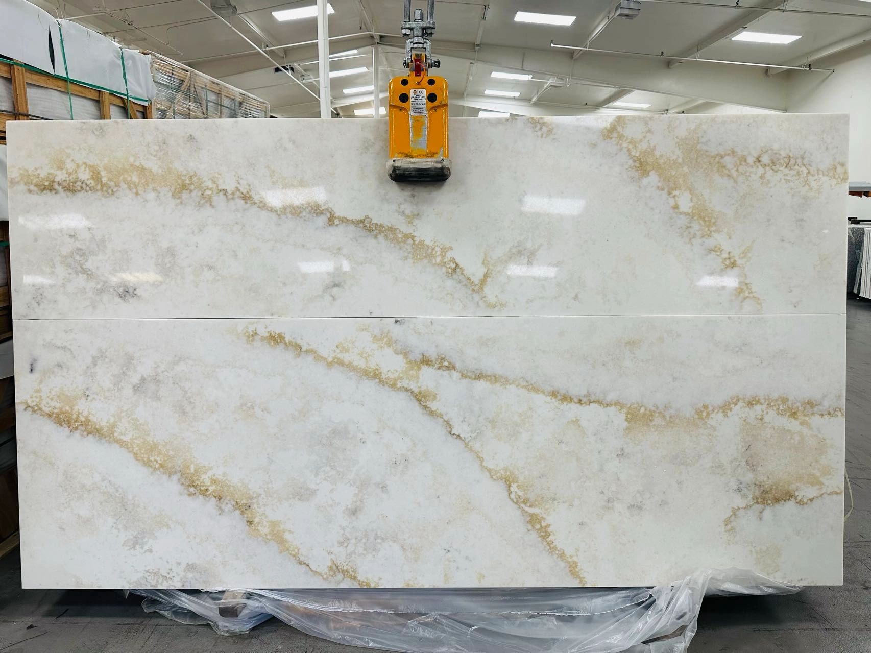 Quartz countertop slab